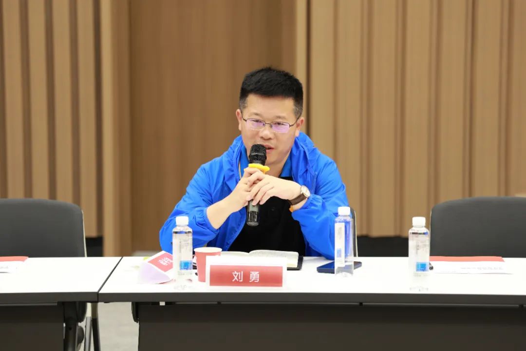 第十期全国储能产业巡回走访调研专家组莅临江苏旋乐吧spin8 第十期全国储能产业巡回走访调研专家组莅临江苏旋乐吧spin8