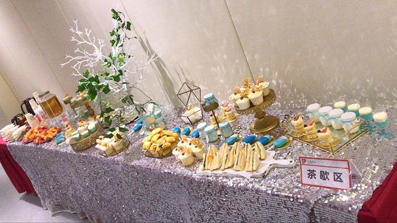 With me for ten years and you in the future, Jiangsu Beiren bachelor parties are lively and party! With me for ten years and you in the future, Jiangsu Beiren bachelor parties are lively and party!