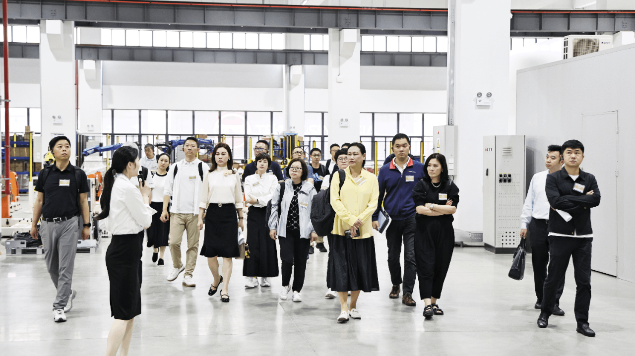 中欧国际工商学院EMBA2022级国内实境课程走进江苏旋乐吧spin8 中欧国际工商学院EMBA2022级国内实境课程走进江苏旋乐吧spin8