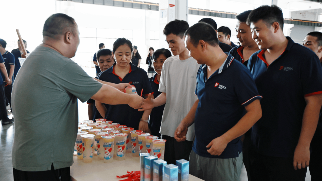 Fighting the heat and delivering coolness | Jiangsu Beigong Union carries out employee care activities
