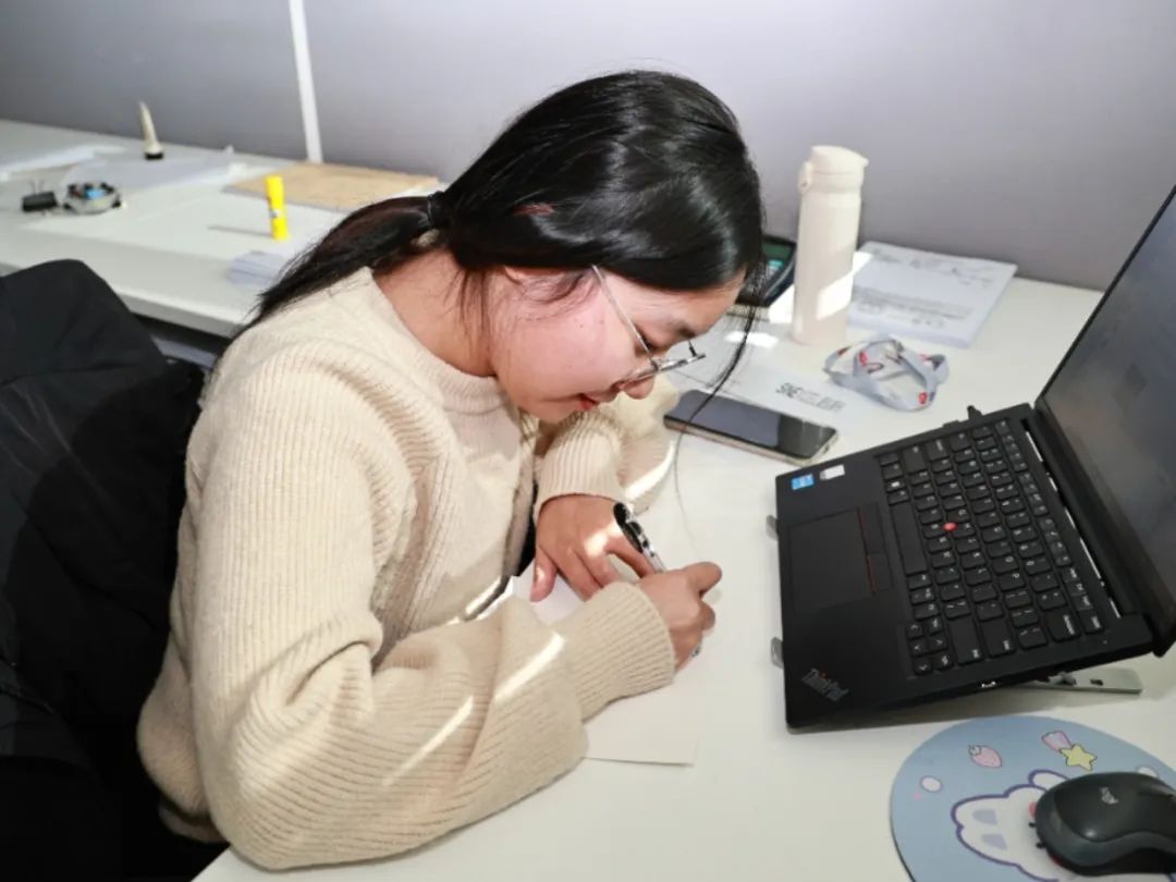 Be Brave to Say "Thank You" - Jiangsu Beiren Thanksgiving Special Event Be Brave to Say "Thank You" - Jiangsu Beiren Thanksgiving Special Event