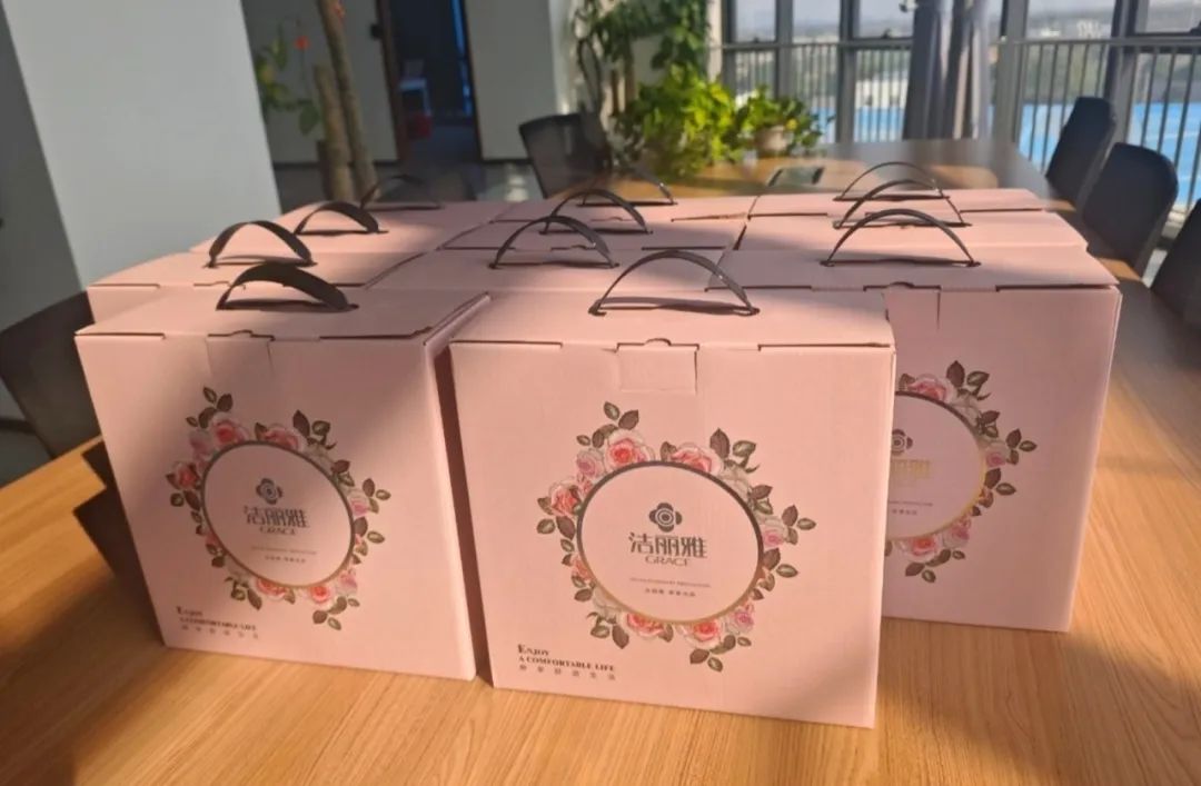 智造绽芳华 | 江苏旋乐吧spin8祝所有女性节日快乐! 智造绽芳华 | 江苏旋乐吧spin8祝所有女性节日快乐!